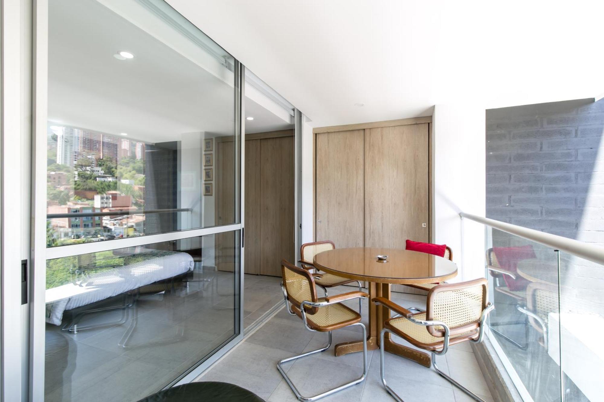 Apartamentos Borbon Suites เมเดยิน ภายนอก รูปภาพ