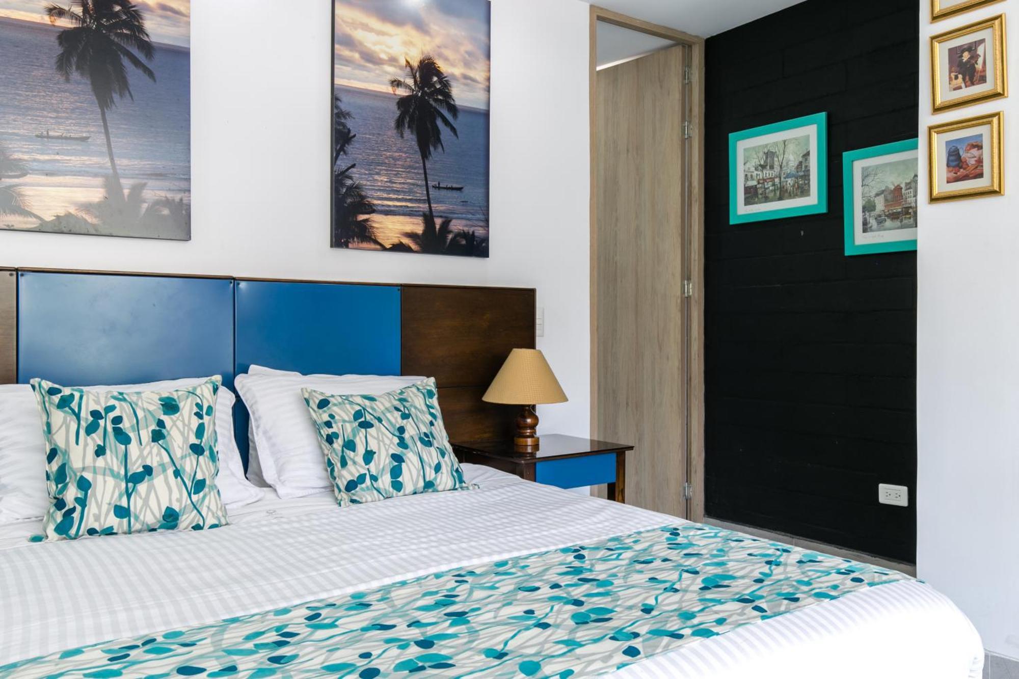 Apartamentos Borbon Suites เมเดยิน ภายนอก รูปภาพ