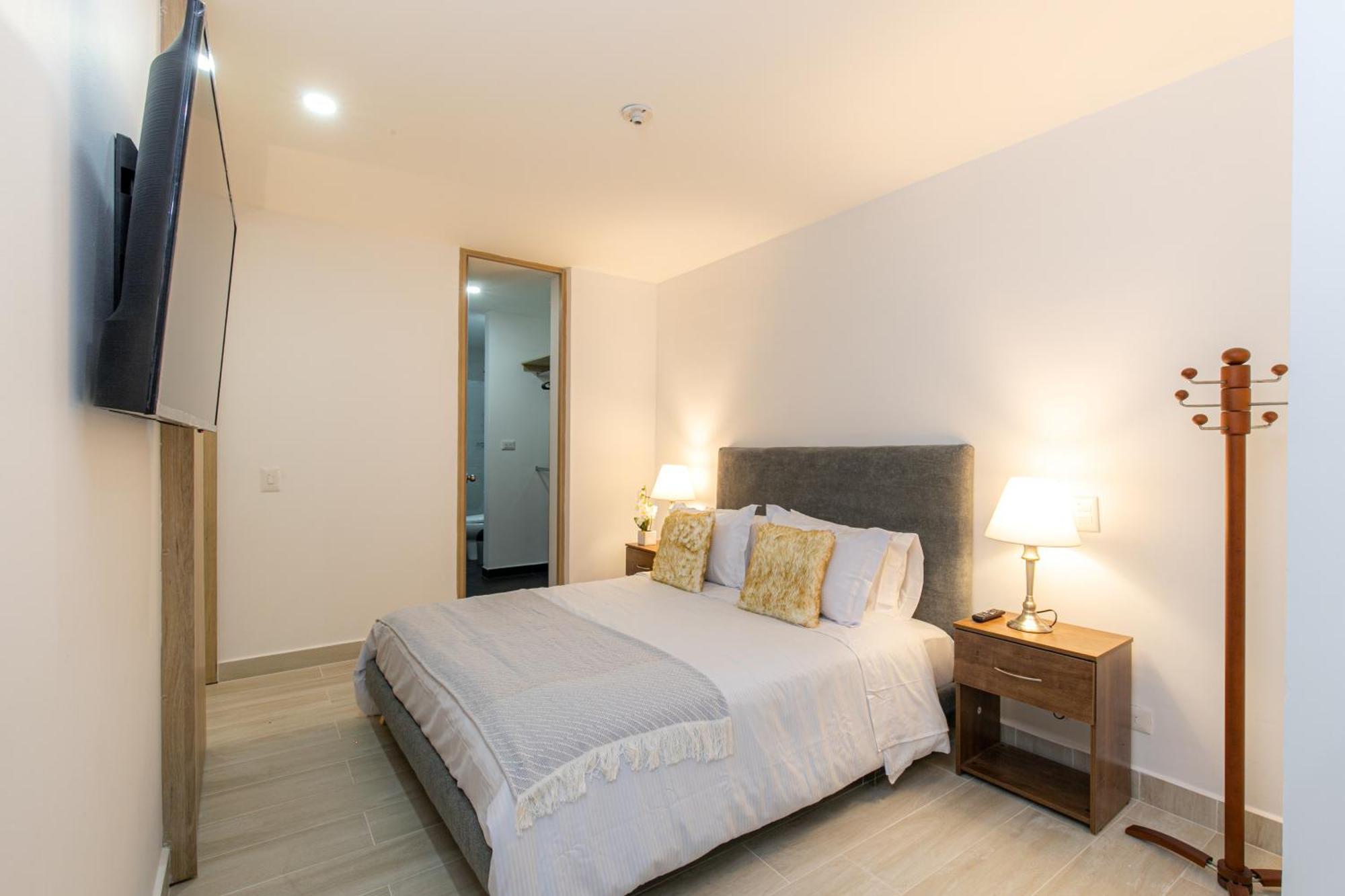 Apartamentos Borbon Suites เมเดยิน ภายนอก รูปภาพ