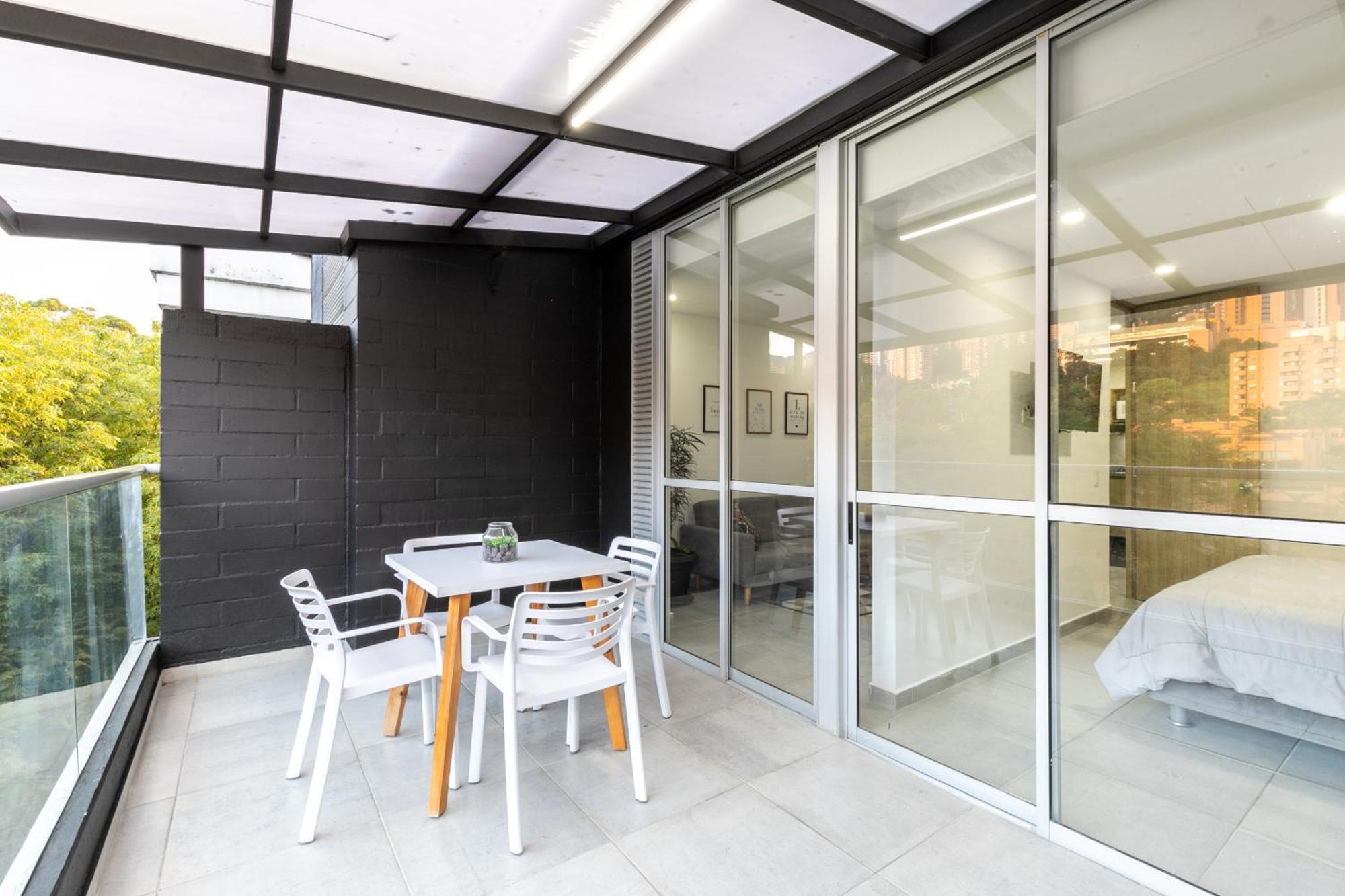 Apartamentos Borbon Suites เมเดยิน ภายนอก รูปภาพ
