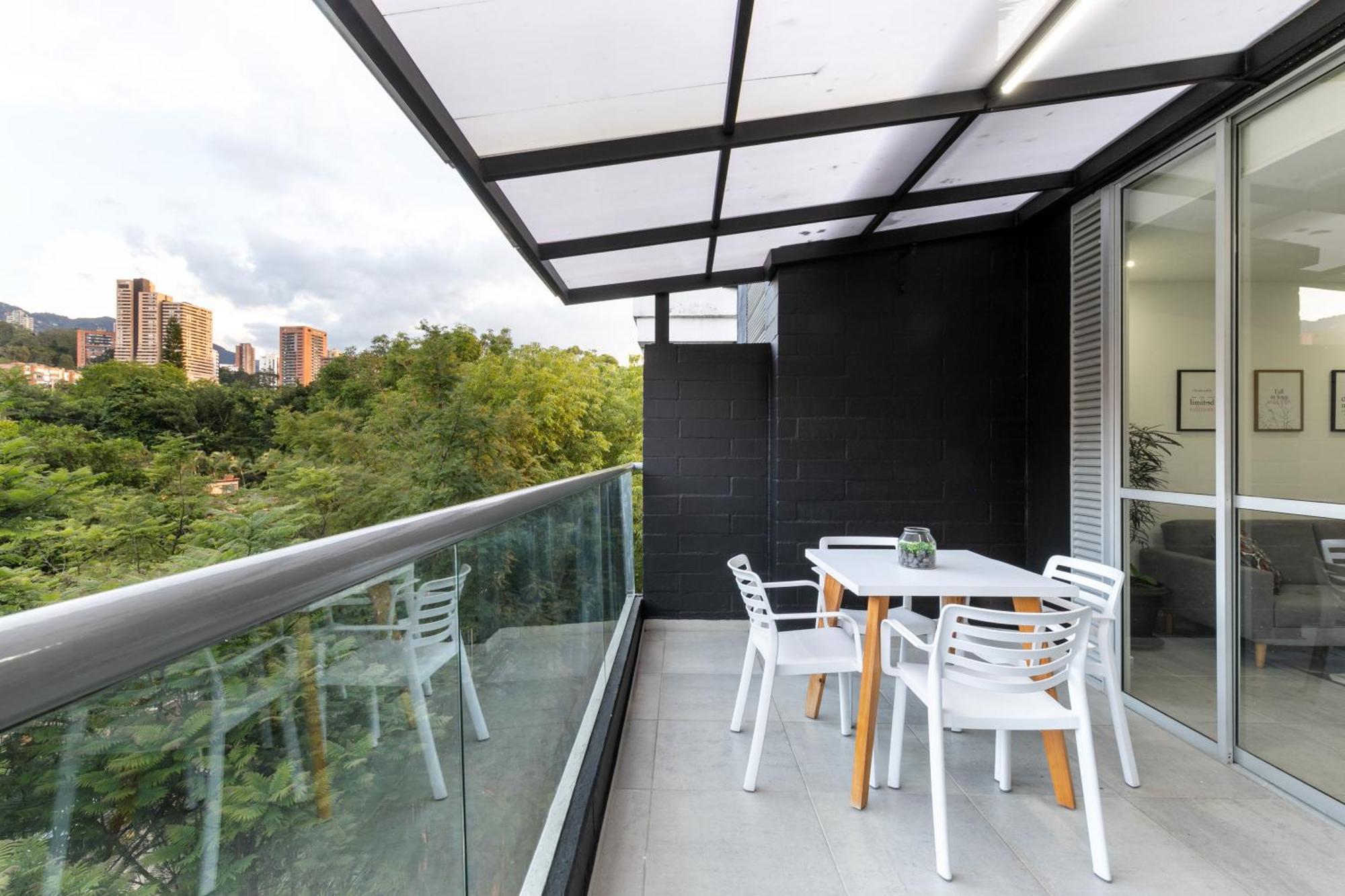 Apartamentos Borbon Suites เมเดยิน ภายนอก รูปภาพ
