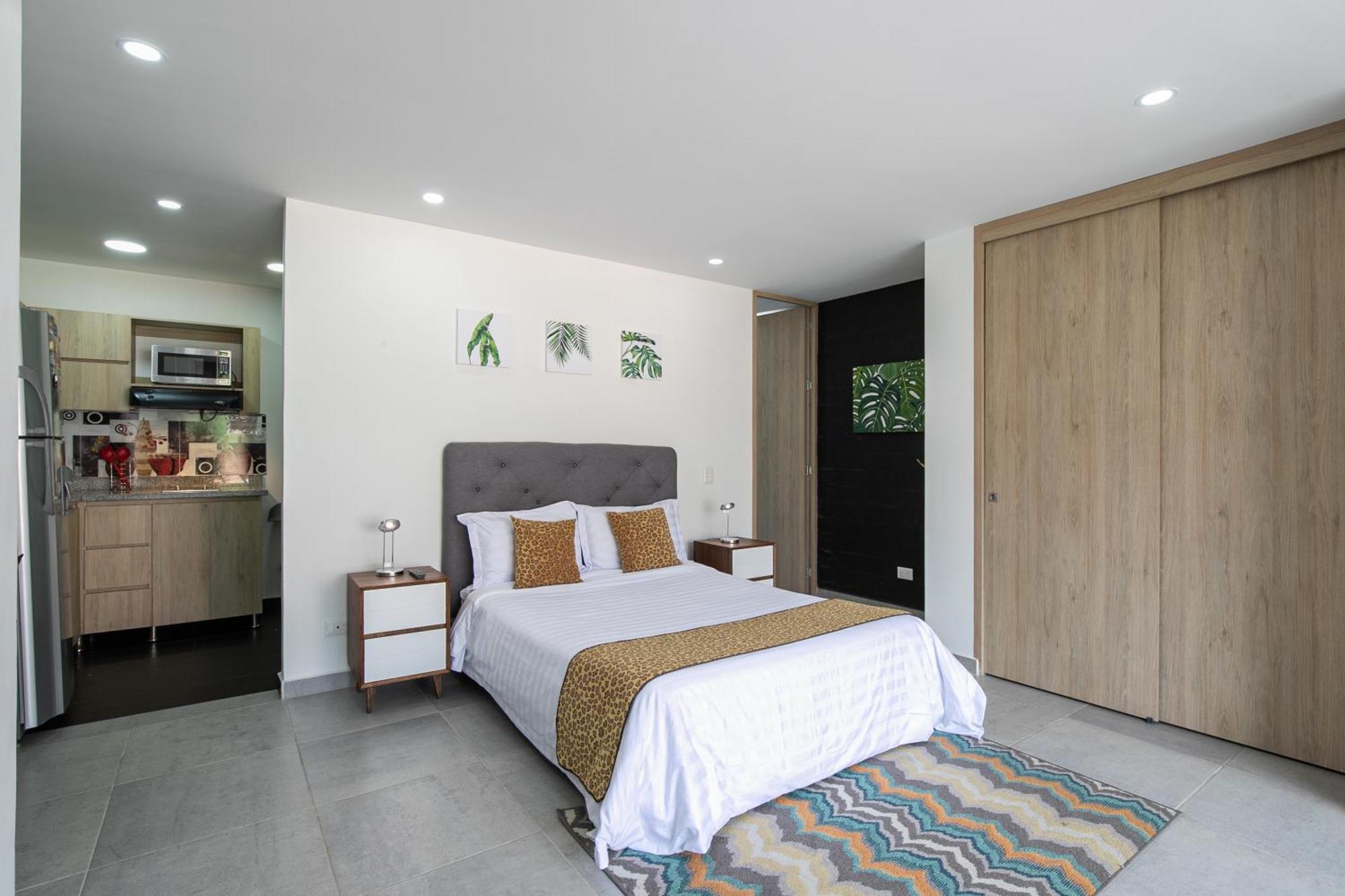 Apartamentos Borbon Suites เมเดยิน ภายนอก รูปภาพ