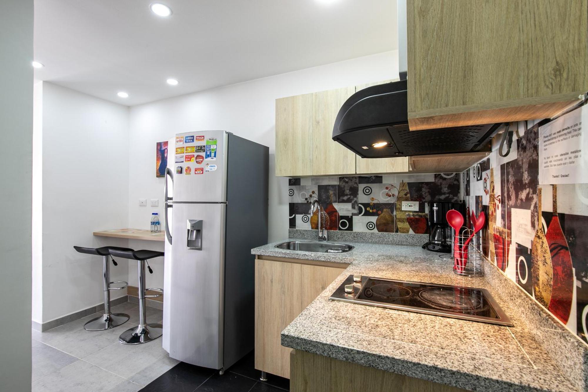 Apartamentos Borbon Suites เมเดยิน ภายนอก รูปภาพ