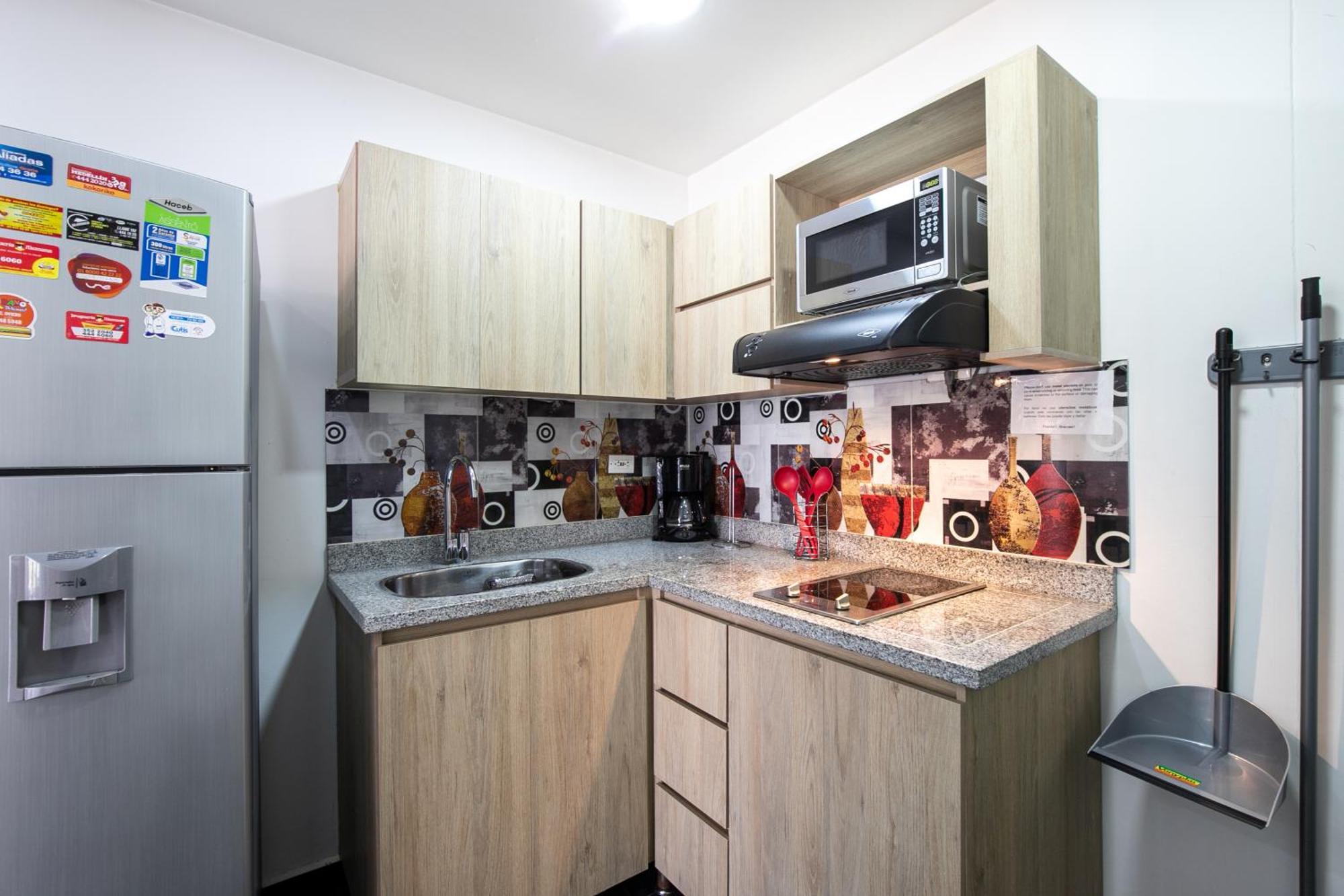 Apartamentos Borbon Suites เมเดยิน ภายนอก รูปภาพ