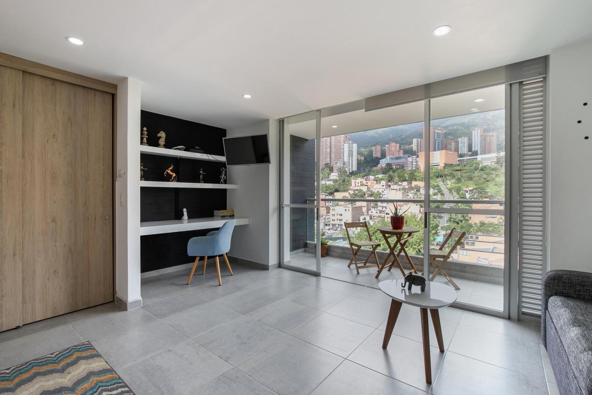 Apartamentos Borbon Suites เมเดยิน ภายนอก รูปภาพ