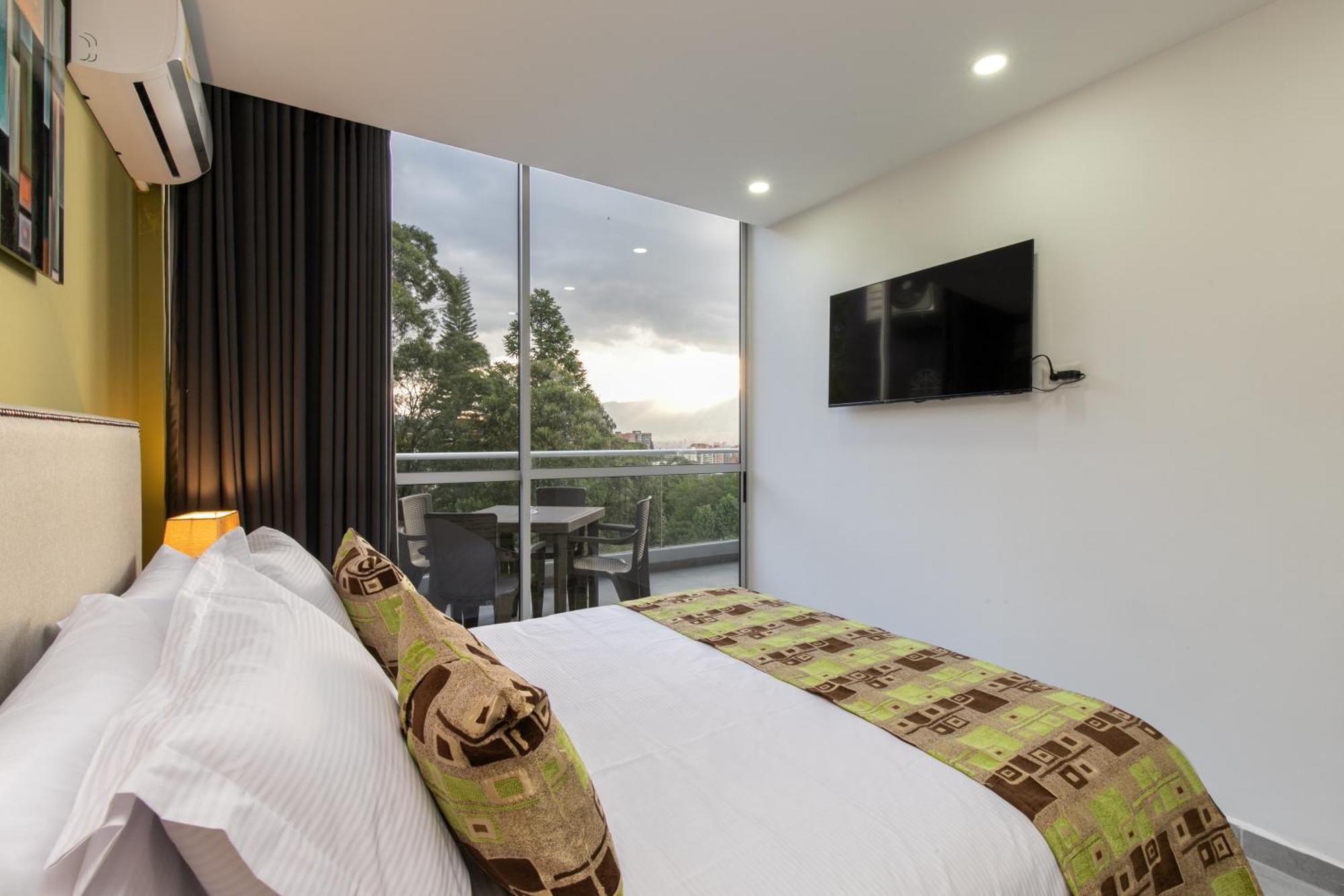 Apartamentos Borbon Suites เมเดยิน ภายนอก รูปภาพ