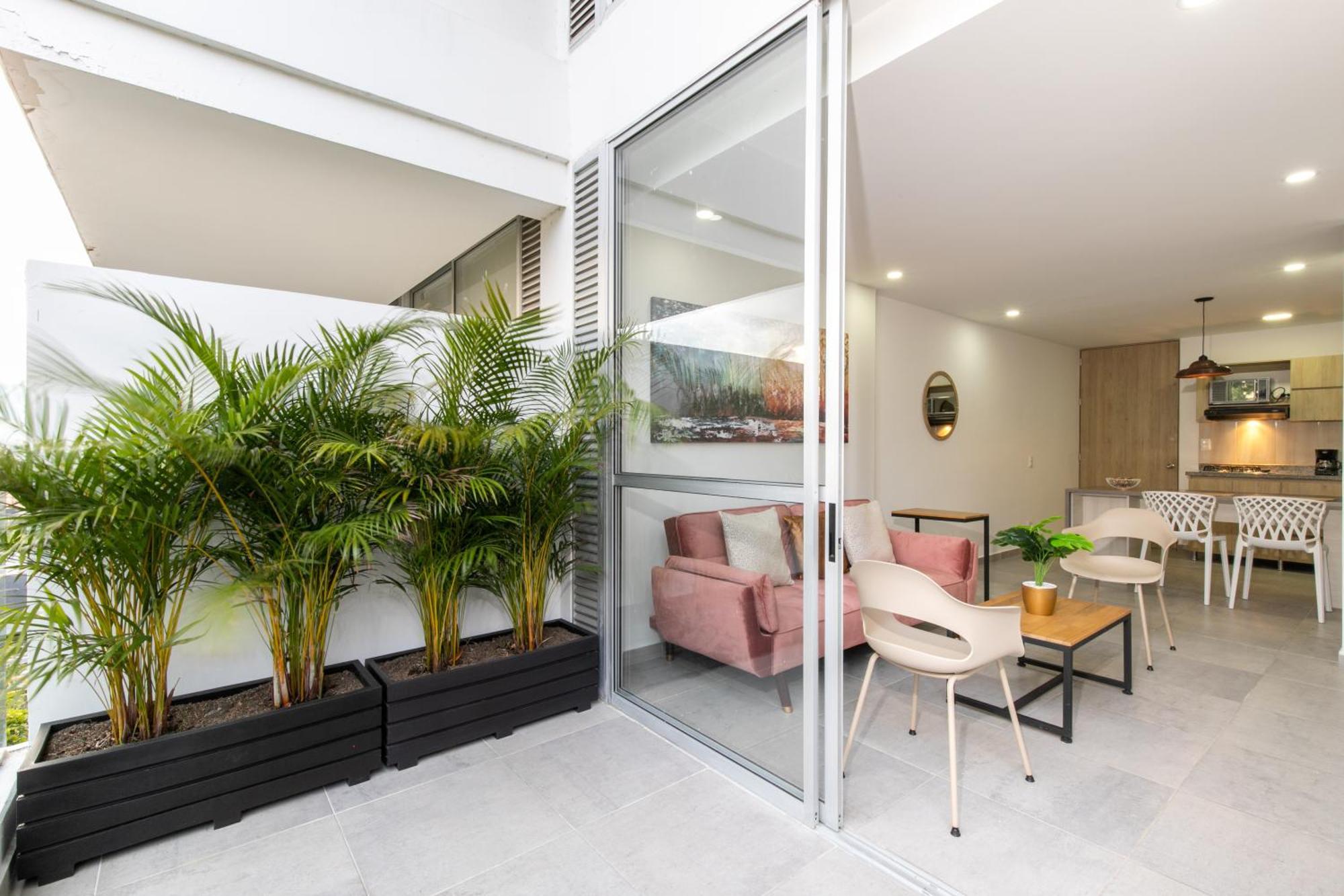 Apartamentos Borbon Suites เมเดยิน ภายนอก รูปภาพ